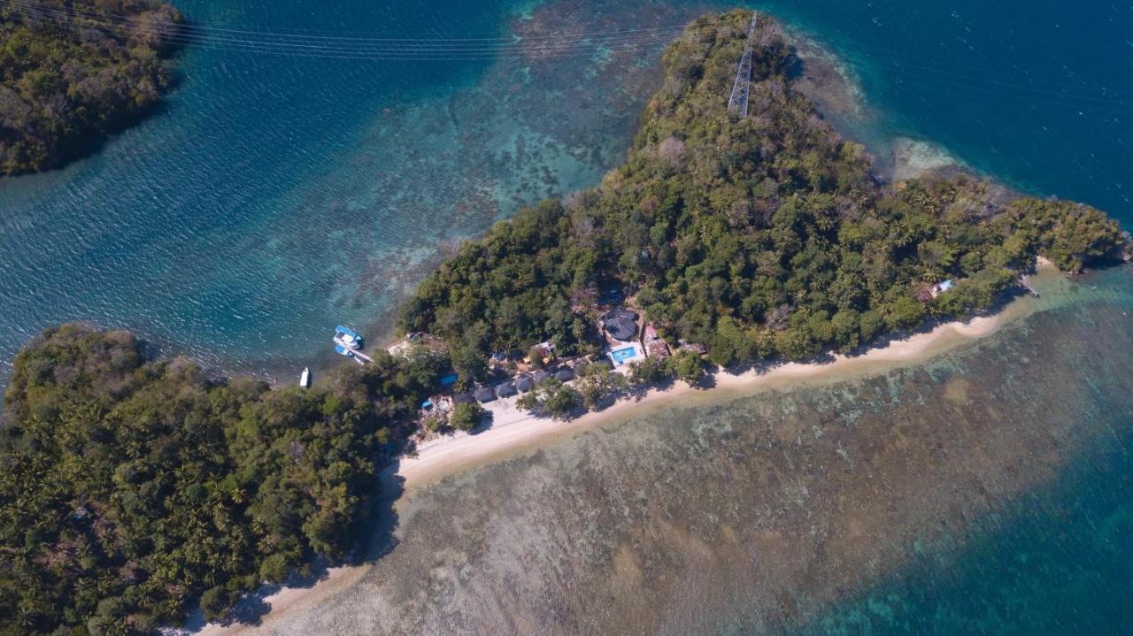 White Sands Beach Resort Lembeh Bitung Экстерьер фото