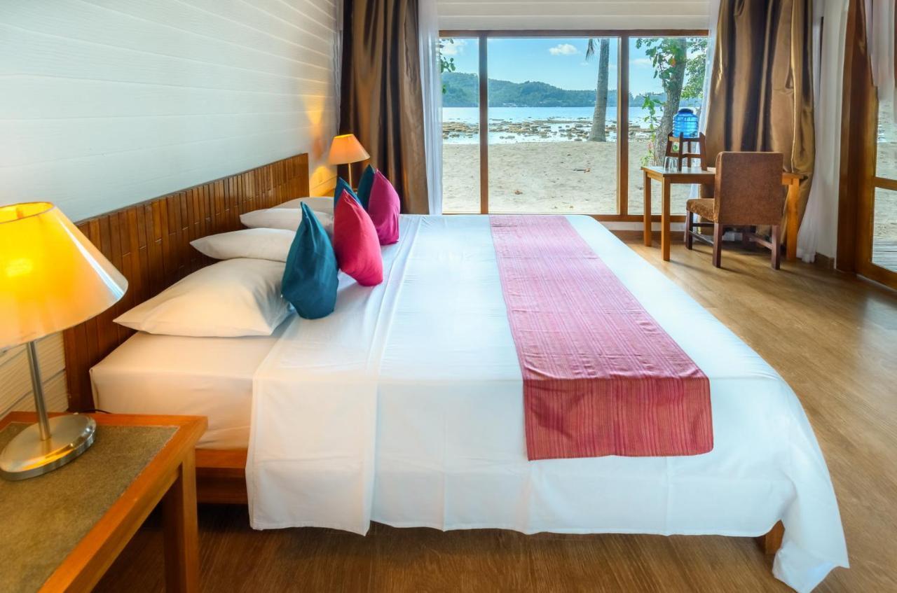 White Sands Beach Resort Lembeh Bitung Экстерьер фото